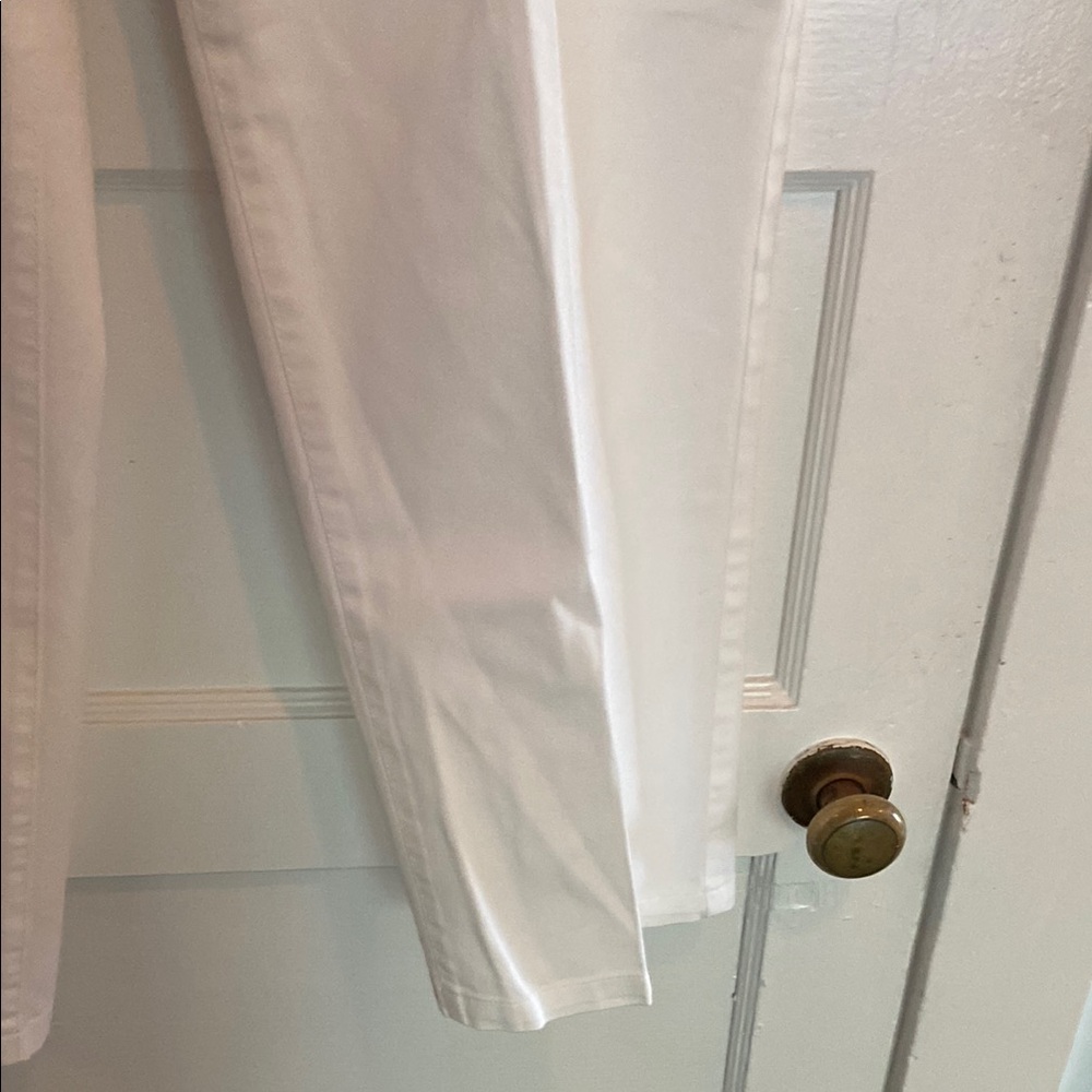 Bandilino Maddie White Pants - Picture 6 of 16